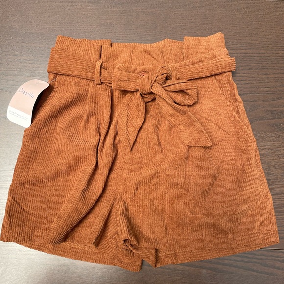 DressUp Boutique Brown Corduroy Shorts, size small - Picture 1 of 2